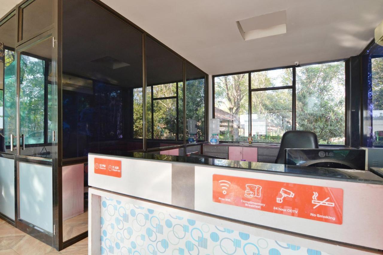 Oyo Midway Park Resort Atgaon Zewnętrze zdjęcie